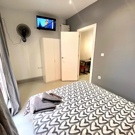 Apartment De 3 En Sants A 2'del Metro Badal P9
